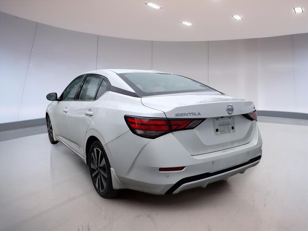 2023 Nissan Sentra SV photo 3