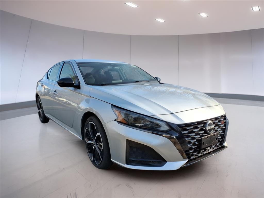 2023 Nissan Altima Sedan 