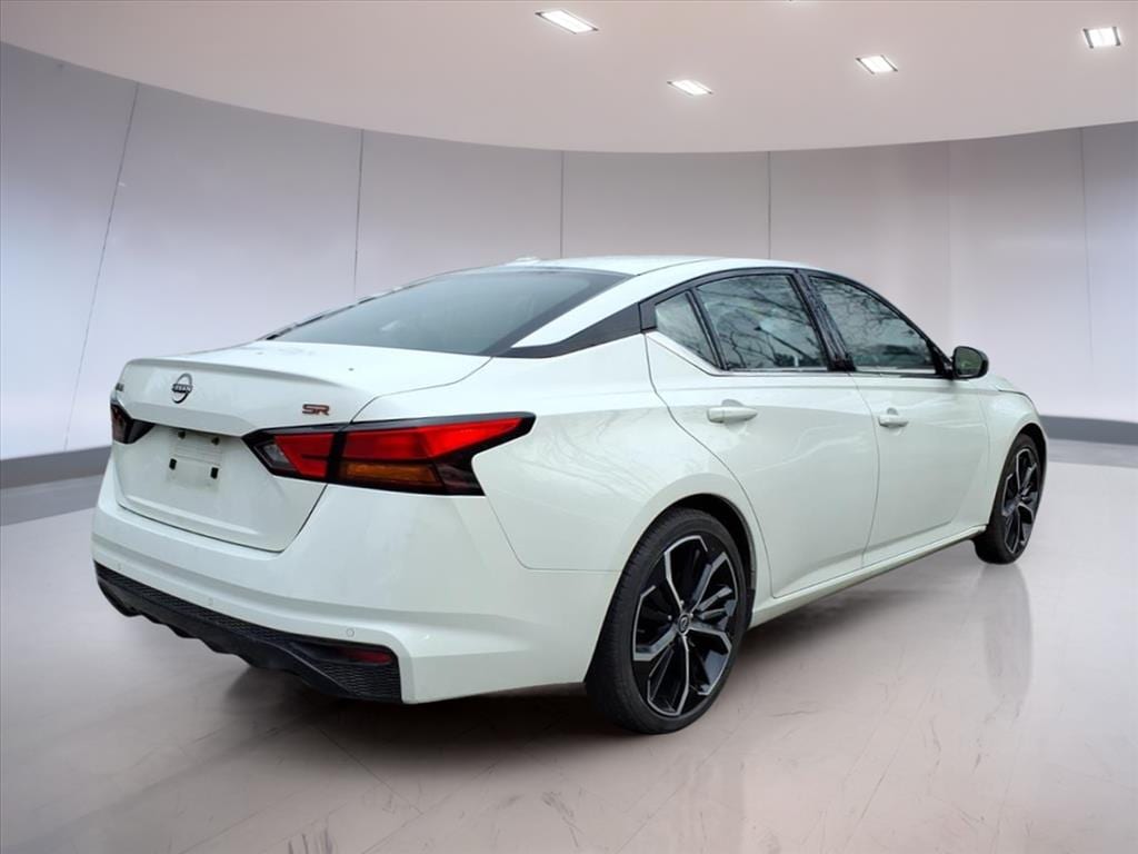 Used 2024 Nissan Altima 2.5 SR Sedan
