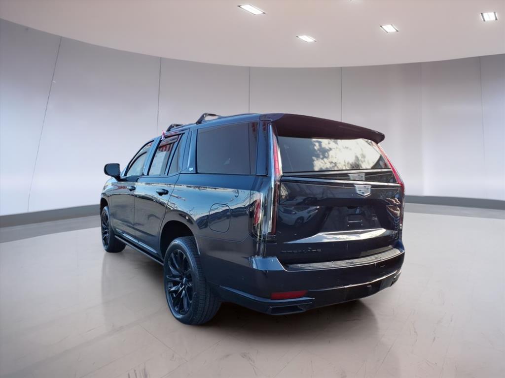 2023 Cadillac Escalade Sport photo 3