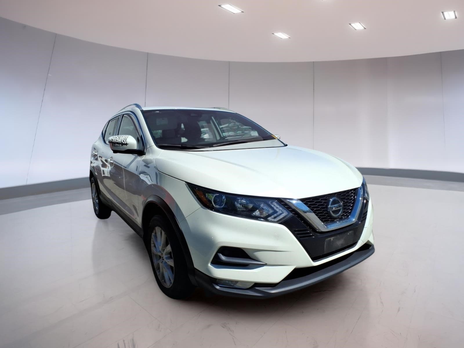 2022 Nissan Rogue Sport SV AWD's photo
