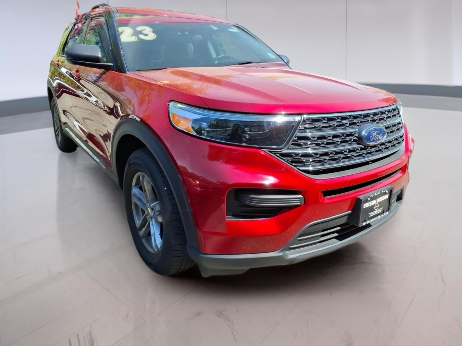 2023 Ford Explorer XLT 4WD's photo