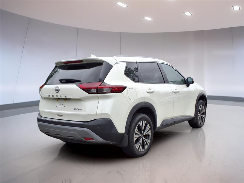 2022 Nissan Rogue SV photo 3