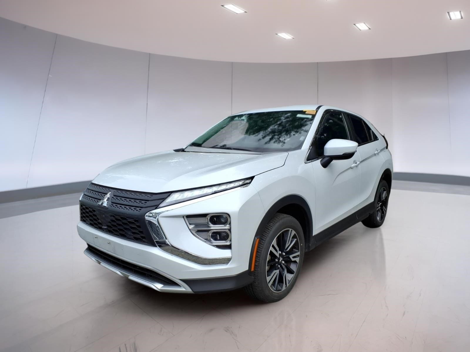 Used 2025 Mitsubishi Eclipse Cross SE with VIN JA4ATWAA6SZ026746 for sale in Totowa, NJ