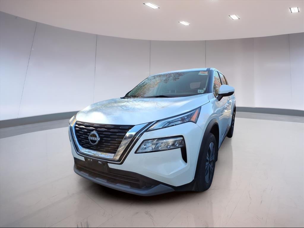 Used 2022 Nissan Rogue SV SUV