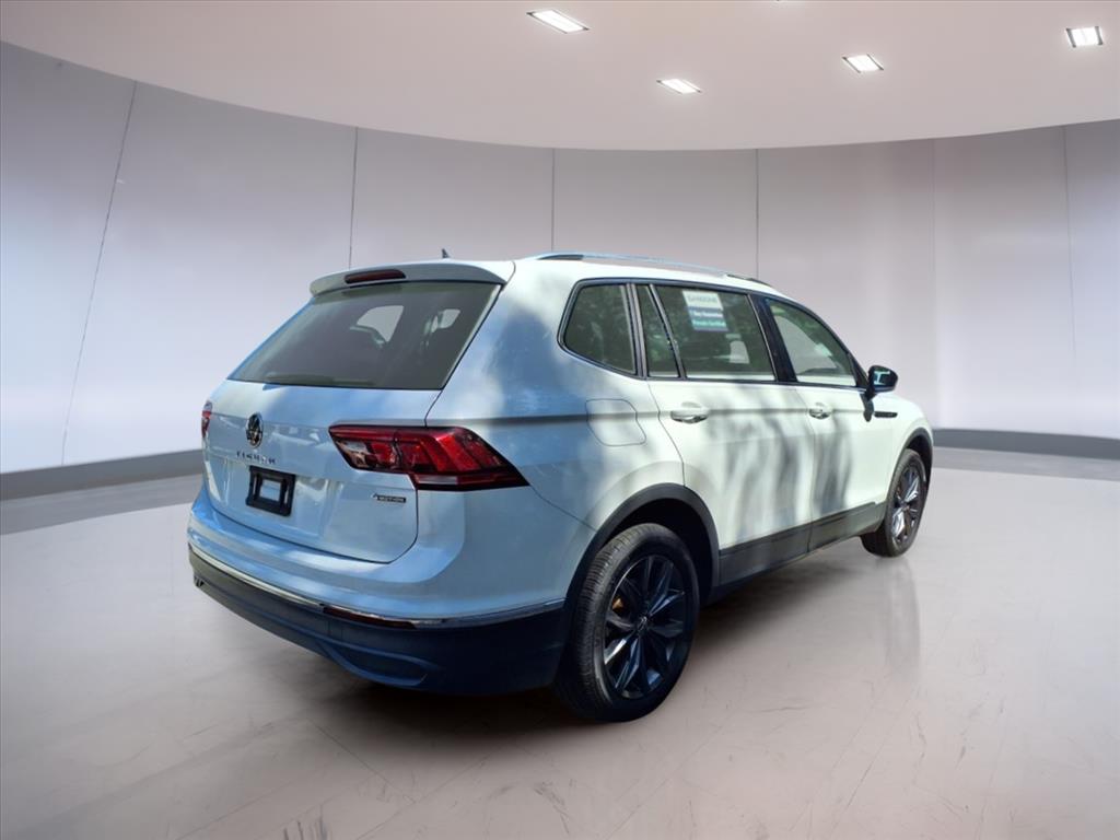 2022 Volkswagen Tiguan SE photo 4