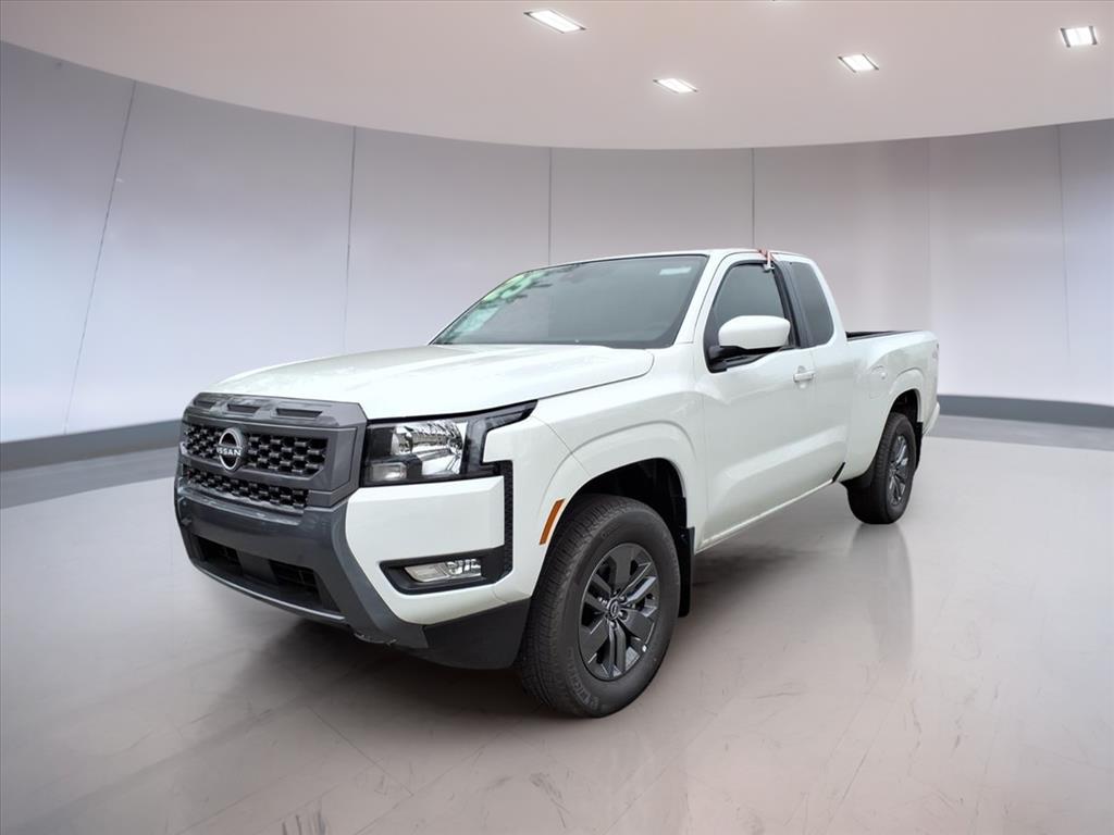 2025 Nissan Frontier SV photo 2