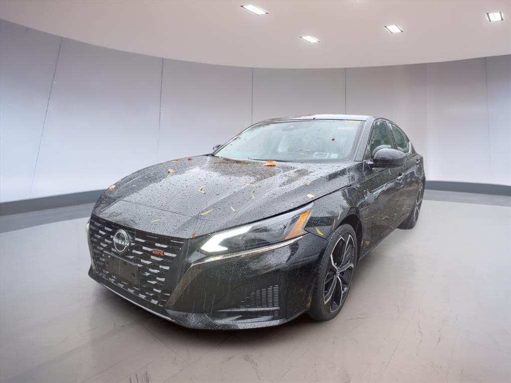 Used 2023 Nissan Altima 2.5 SR Sedan