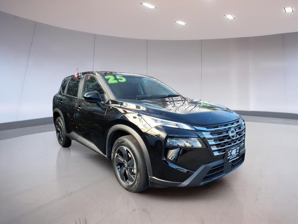 Used 2025 Nissan Rogue SV SUV