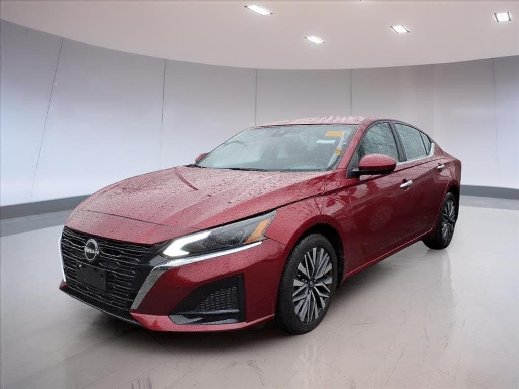 2023 Nissan Altima 2.5 SV photo 2