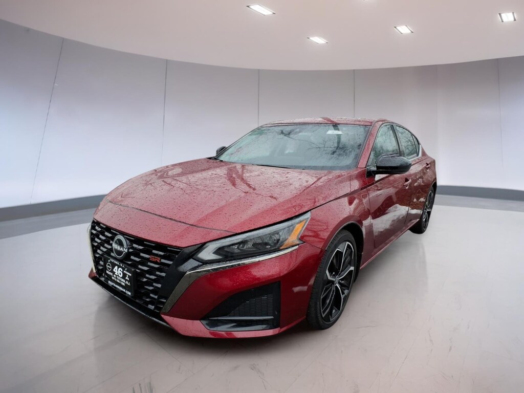 Used 2024 Nissan Altima 2.5 SR Sedan