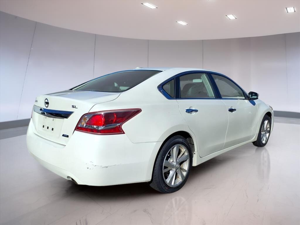 Used 2013 Nissan Altima 2.5 SL Sedan