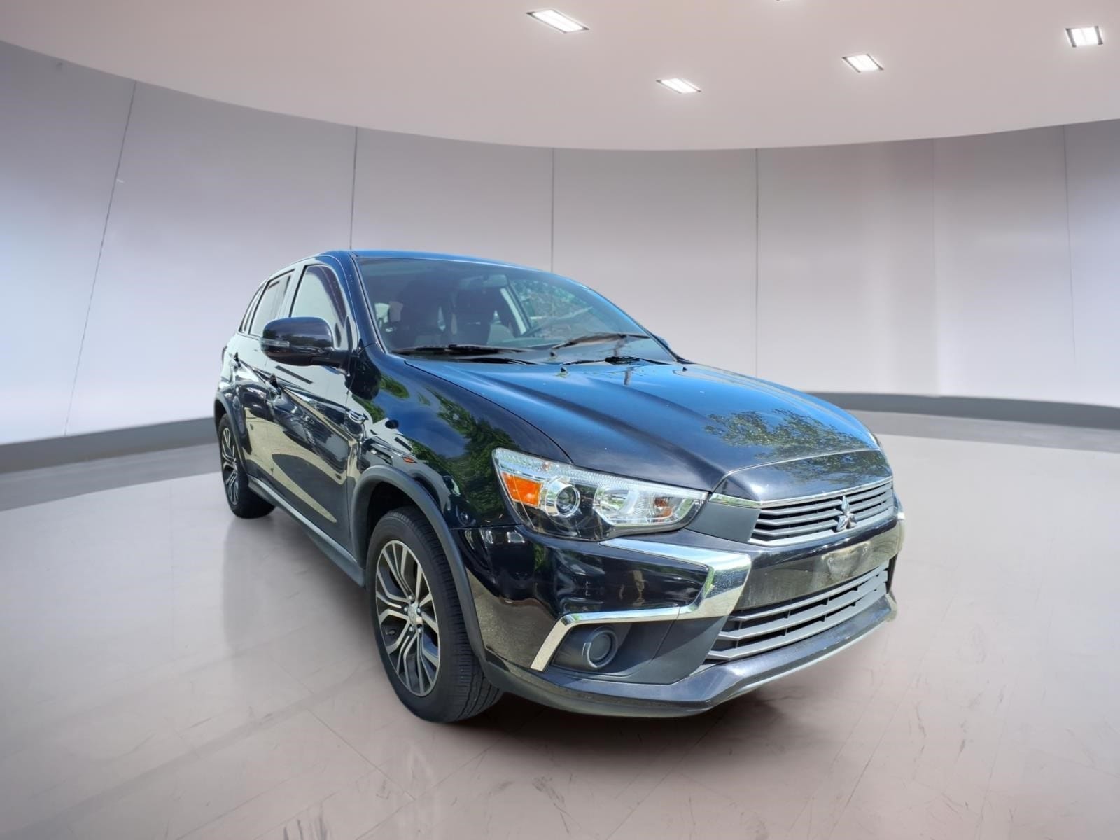 2017 Mitsubishi Outlander Sport 2.0 ES AWC CVT's photo
