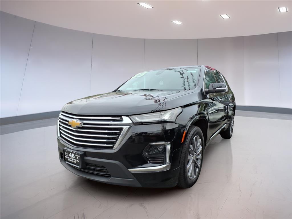 2023 Chevrolet Traverse Premier photo 2