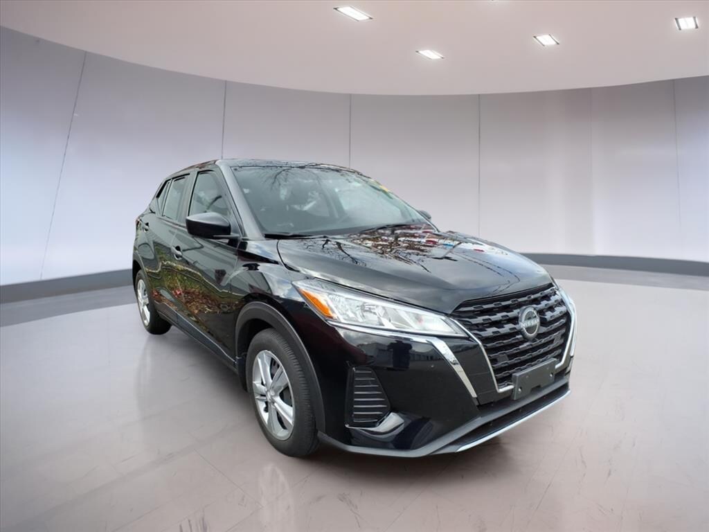 Used 2023 Nissan Kicks S SUV