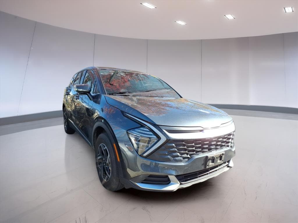 2024 Kia Sportage LX's photo