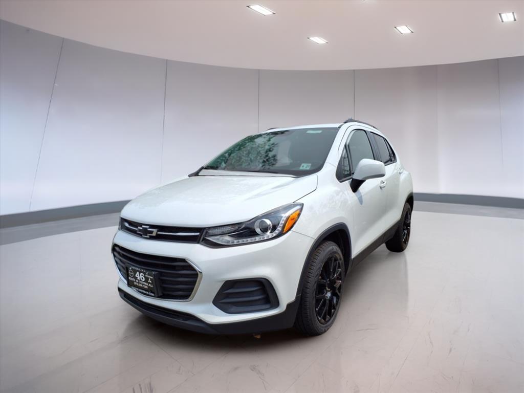 2022 Chevrolet Trax LT photo 2