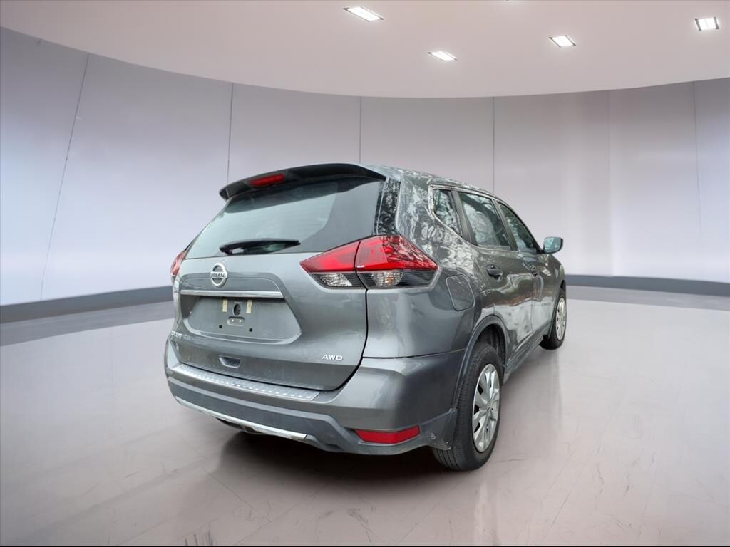 Used 2020 Nissan Rogue SV SUV