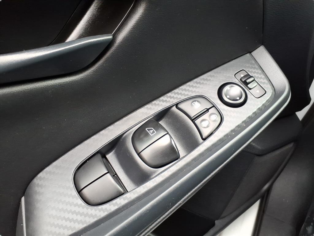 2025 Nissan Sentra S photo 3