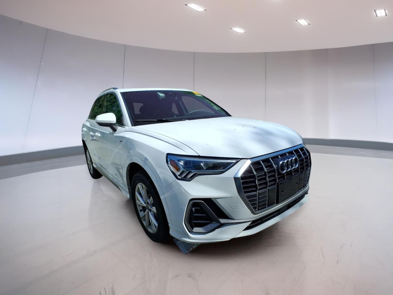 2025 Audi Q3 45 TFSI S Line Premium quattro's photo