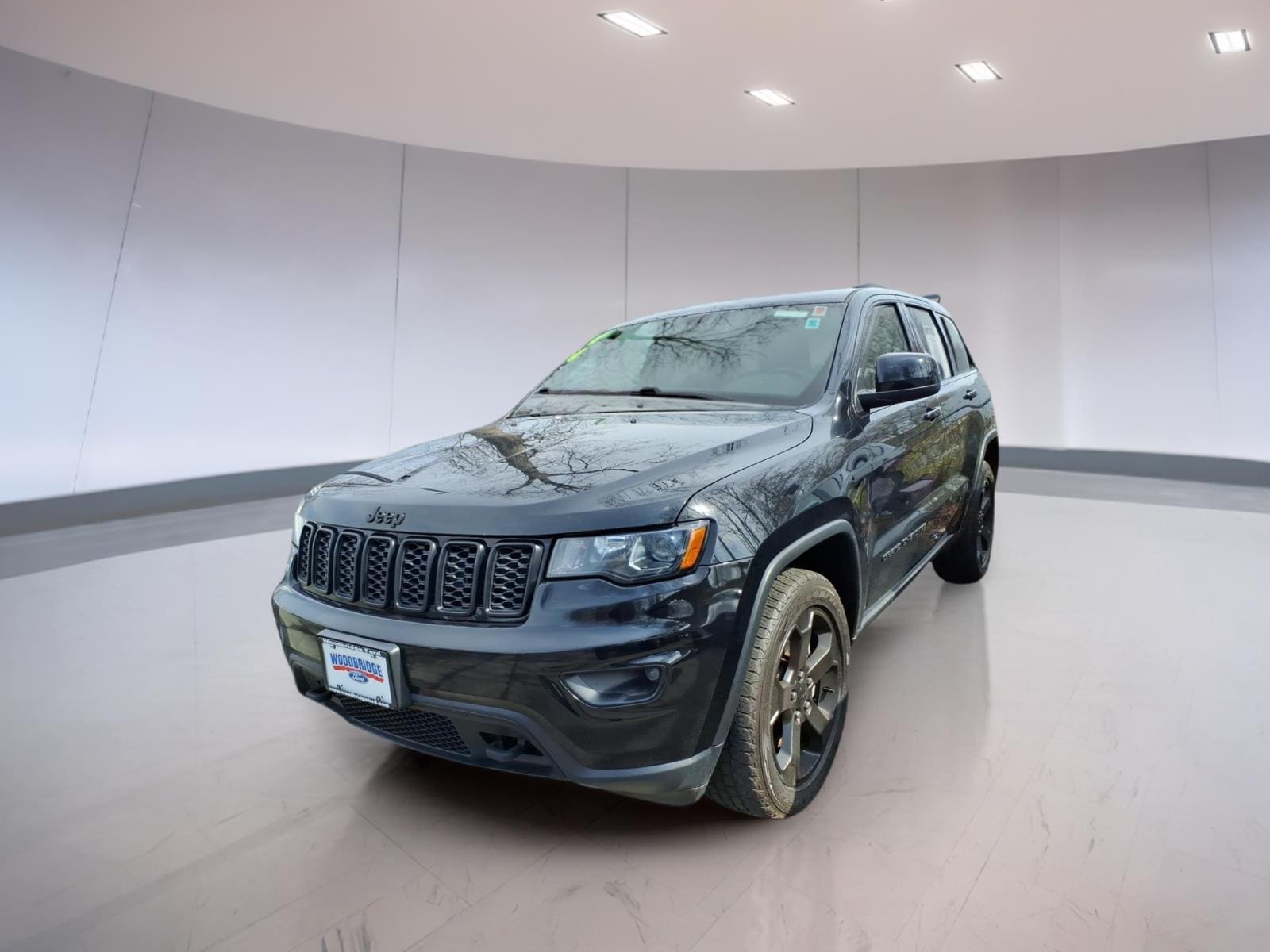 View vehicle photo 2