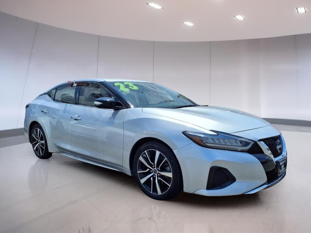 2023 Nissan Maxima Sedan 