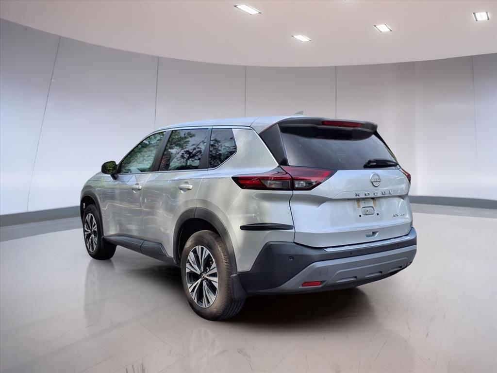 2022 Nissan Rogue SV photo 3