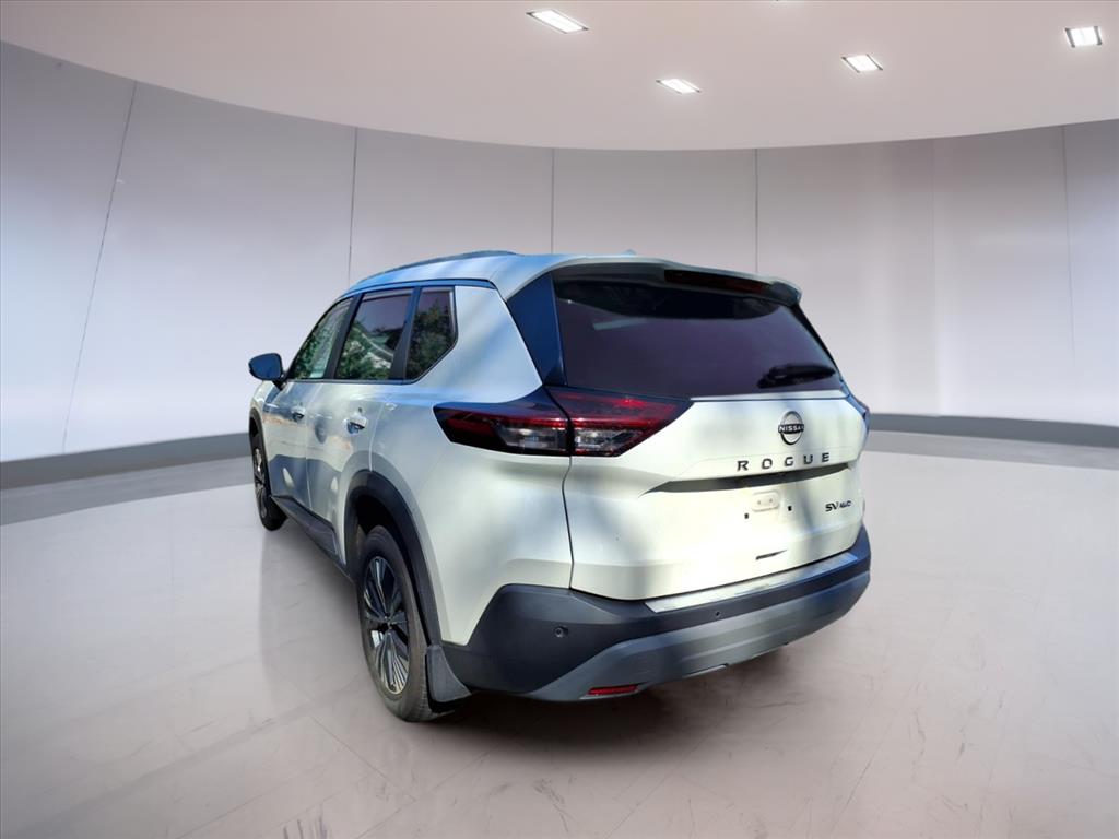 2023 Nissan Rogue SV photo 3