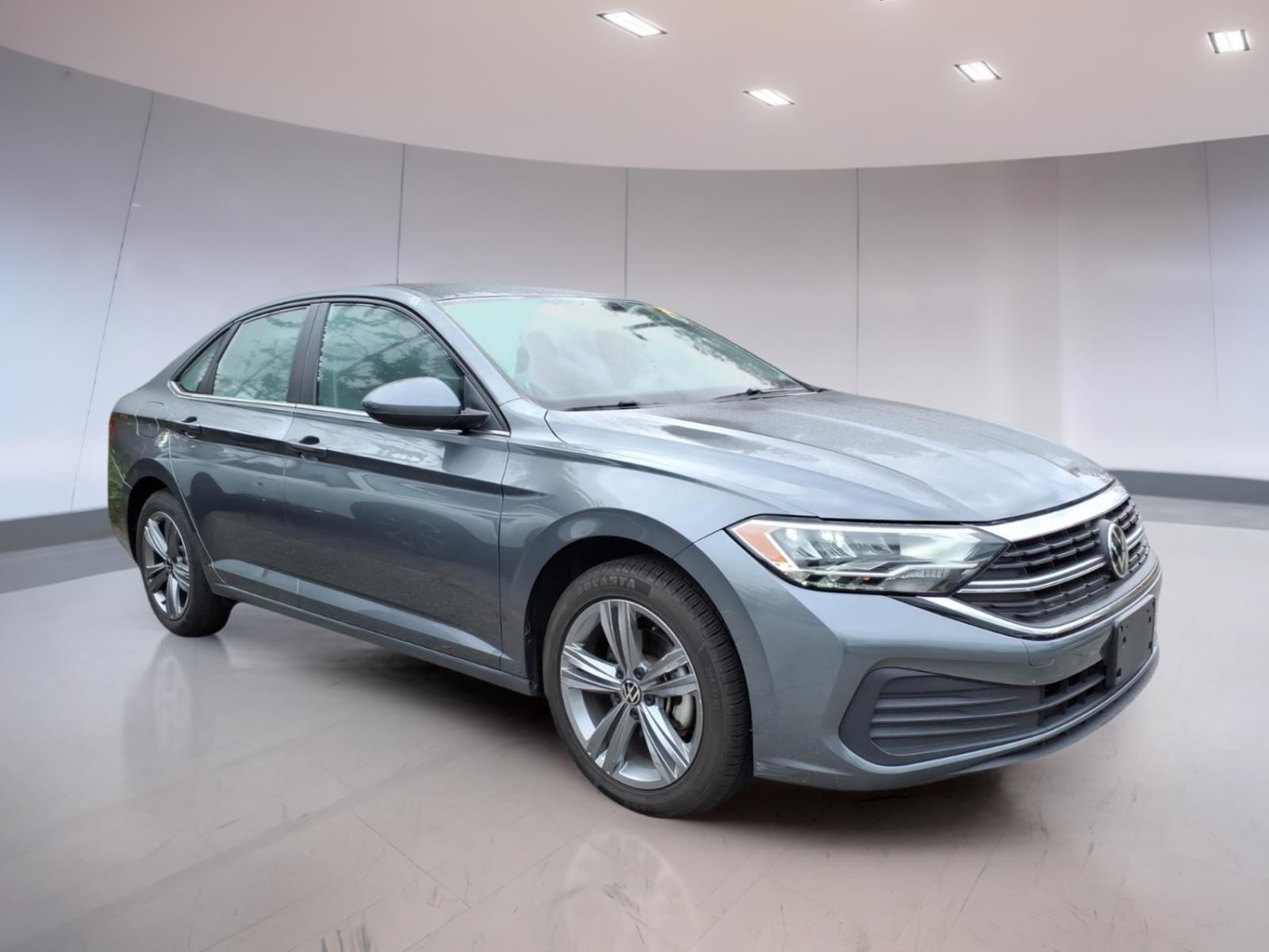 Used 2024 Volkswagen Jetta SE Sedan