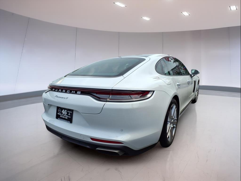 2021 Porsche Panamera 4 photo 4