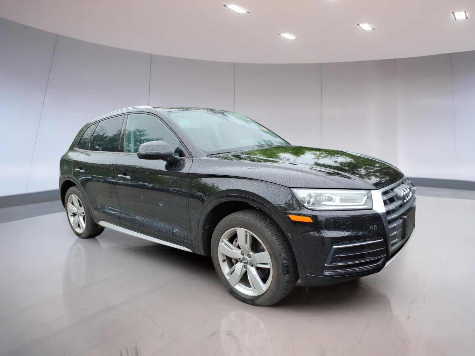 2018 Audi Q5 2.0T quattro S tronic Premium's photo