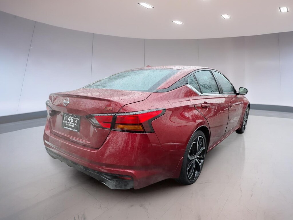 Used 2024 Nissan Altima 2.5 SR Sedan