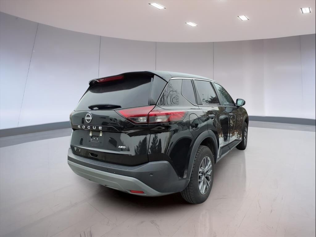 Used 2023 Nissan Rogue S SUV