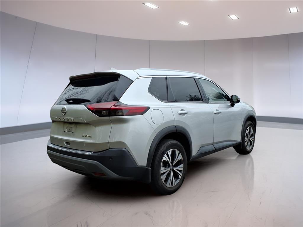 2023 Nissan Rogue SV photo 4