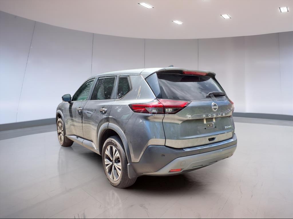 2022 Nissan Rogue SV photo 3