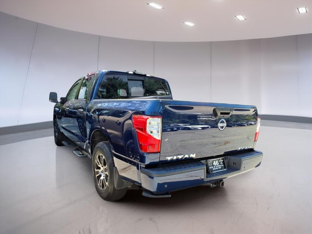 Used 2024 Nissan Titan SV Truck Crew Cab