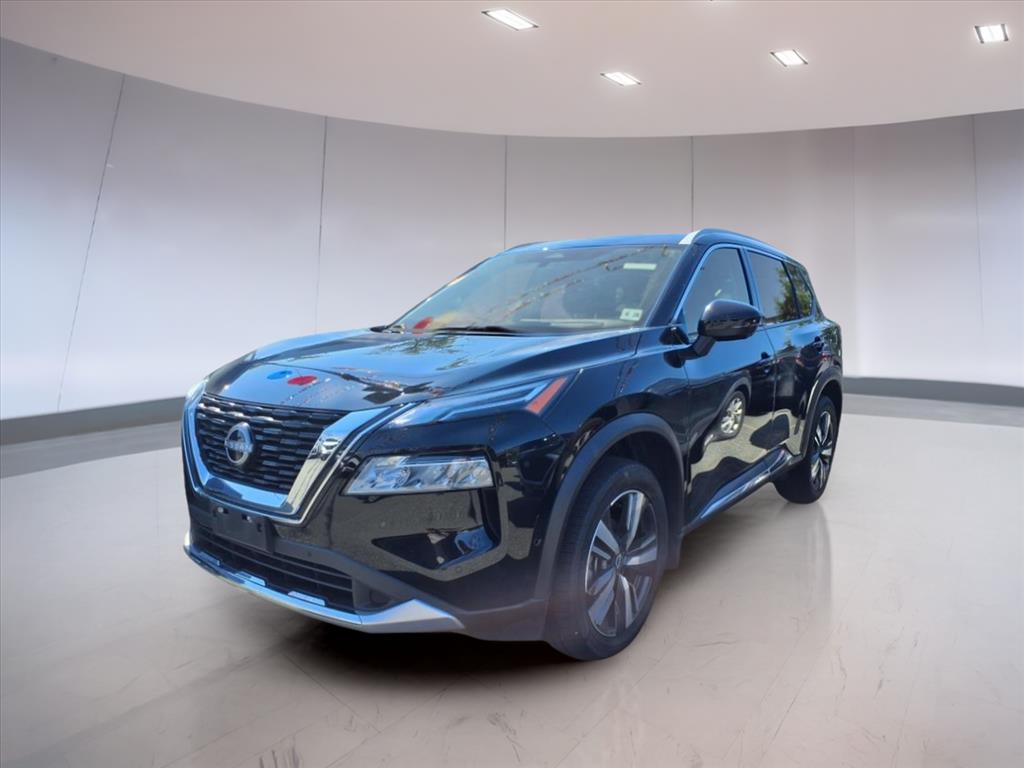 2023 Nissan Rogue Platinum photo 2