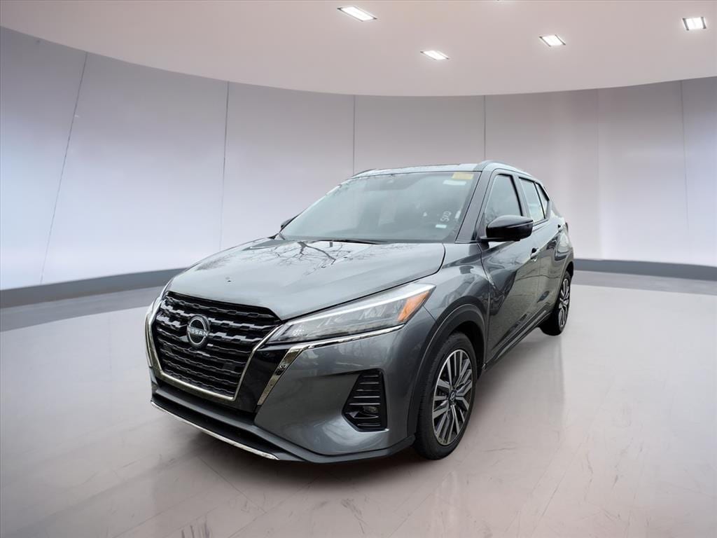 Used 2024 Nissan Kicks SR with VIN 3N1CP5DV4RL519129 for sale in Totowa, NJ