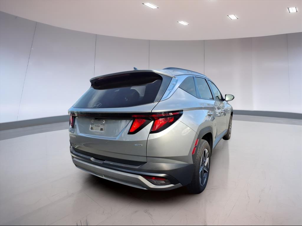 2025 Hyundai Tucson SEL photo 3