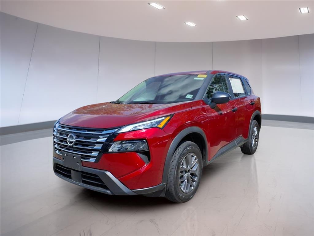 2025 Nissan Rogue S photo 2