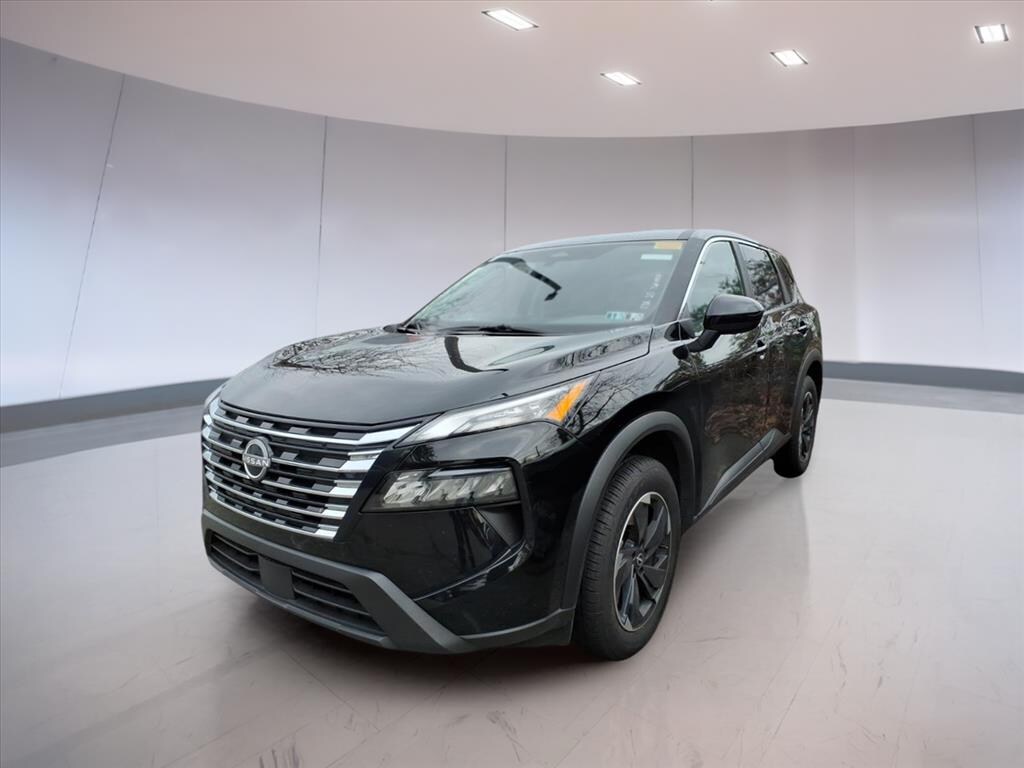 Used 2025 Nissan Rogue SV SUV