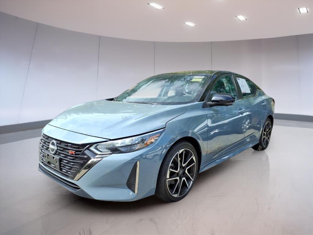 2024 Nissan Sentra SR photo 2