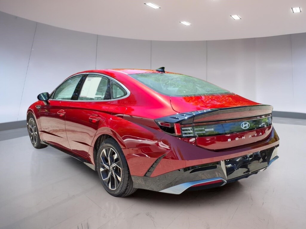 Used 2024 Hyundai Sonata SEL Sedan