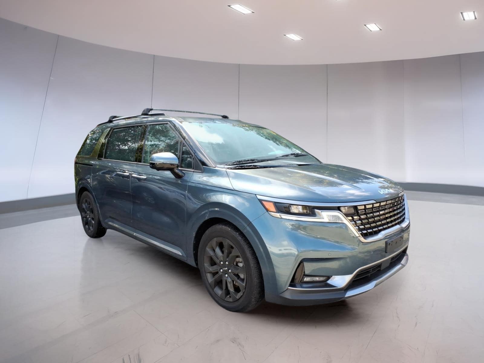 2024 Kia Carnival SX
