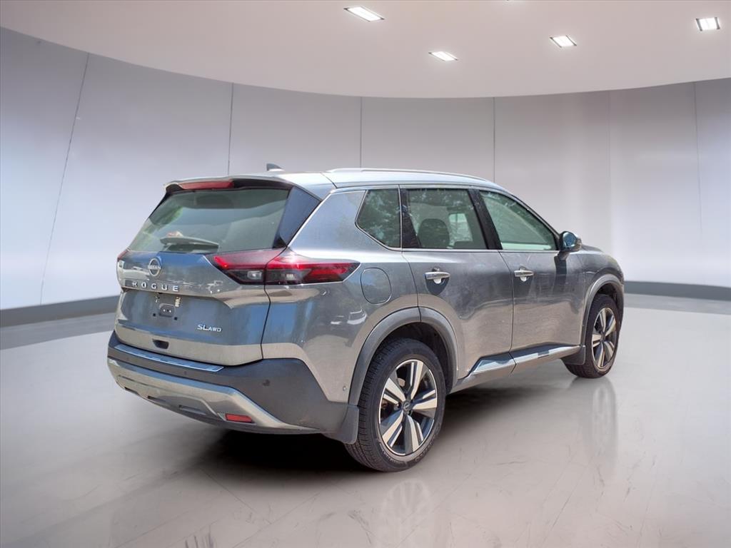 2022 Nissan Rogue SL photo 4