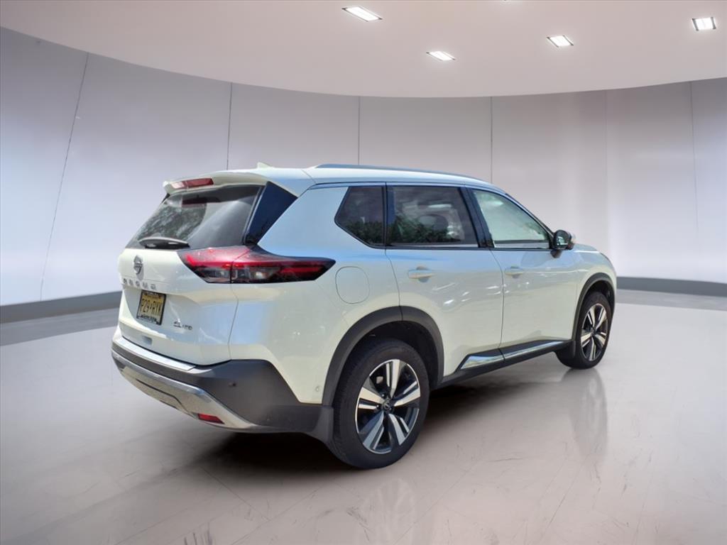2023 Nissan Rogue SL photo 4