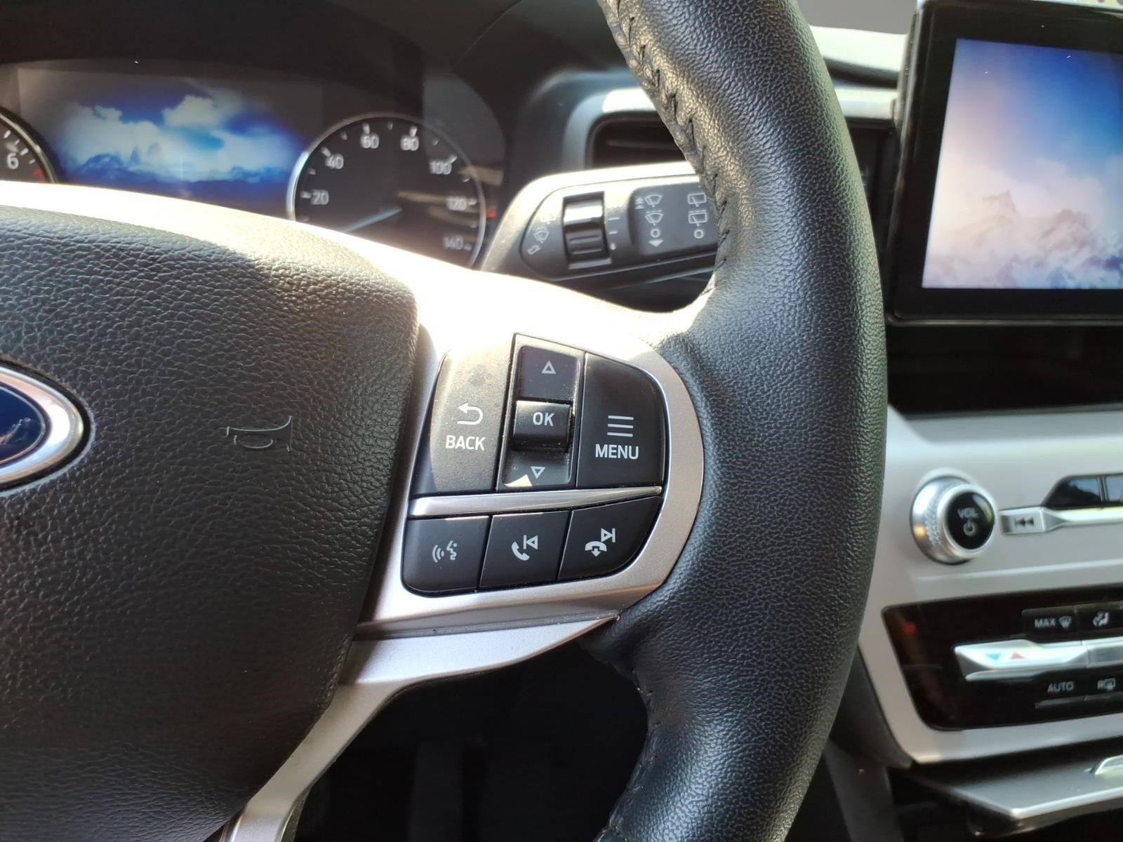 2023 Ford Explorer XLT - Photo 13