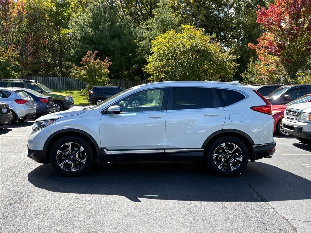 2018 Honda CR-V Touring photo 3