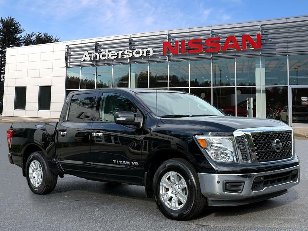 Used 2018 Nissan Titan SV Truck