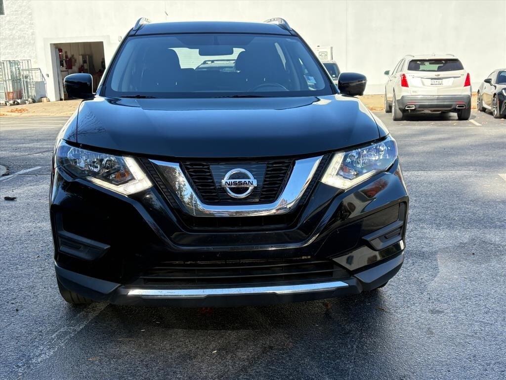 Used 2017 Nissan Rogue SV SUV
